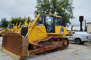 Бульдозер Komatsu D65EX-16 